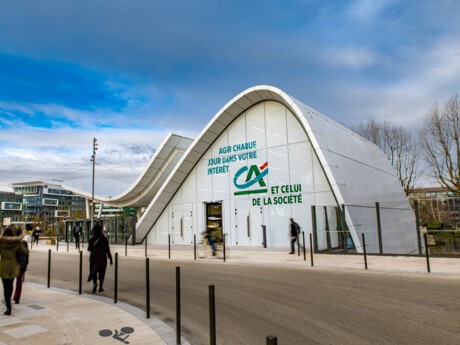 Cafés, restaurants, salles de sport, stations de ski :  le Crédit Agricole amplifie son action  pour permettre à ces secteurs de surmonter la crise