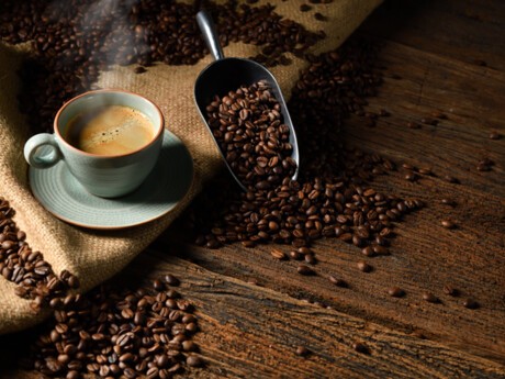 Le groupe Crédit Agricole, accompagné de Garibaldi Participations et Bpifrance, entre au capital du groupe chambérien Cafés Folliet pour renforcer son développement