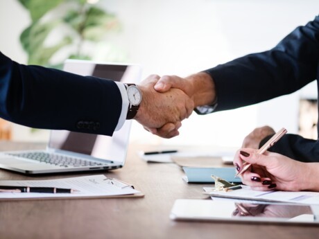 La banque privée à l'international de Société Générale choisit Azqore pour son offre de gestion des systèmes d'information et des opérations de back-office