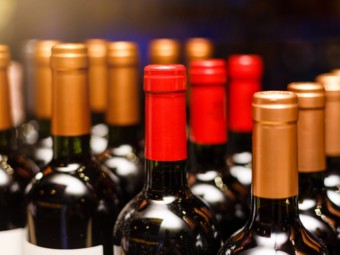 Le Crédit Agricole, Bpifrance et GJ Vinify s'unissent pour créer  un leader national de l'embouteillage vinicole mobile : VINIFY