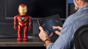 UBTECH - Robot Iron man