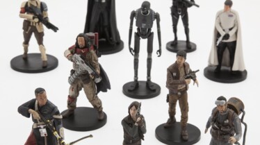 Figure Set -out of packaging.jpg