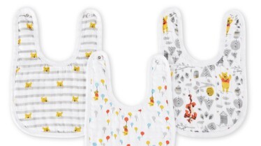 ADISN202_1-aden-disney-little-bib-graphic-winnie-product.jpg