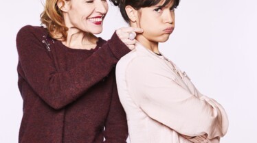 Isa (Isabelle DESPLANTES) et Barbara (Lubna GOURION)_Barb boudeuse.jpg