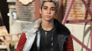 Carlos - Fils de Cruella 2.jpg