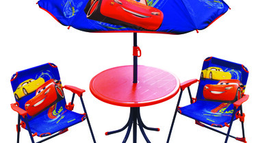 Table & Chaises Amazon.jpg