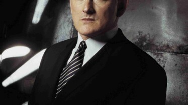 Victor Garber.jpg