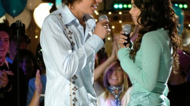Troy et Gabriella... le coup de foudre - 2.jpg