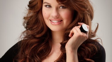 Debby Ryan (Jessie) - Photo Studio.jpg