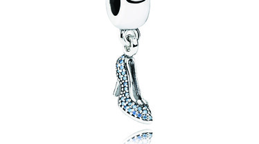 charm pantoufle de verre.jpg