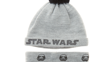 Lot écharpe gants bonnet gris StormTrooper 12 euros Kiabi.tif