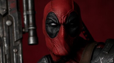 Deadpool Color Background LR-2 Semic.jpg