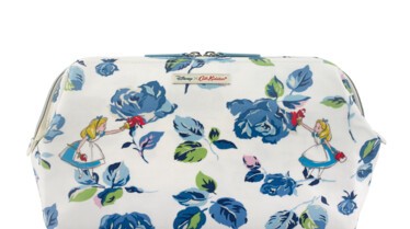 Disney x Cath Kidston trousse de toilette.jpg