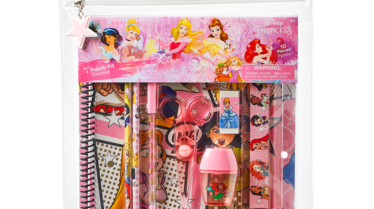Disney Store Kit de fournitures Princesses Disney.tif
