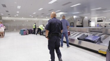 Ultimate airport  USA -Valise suspecte (1).jpg