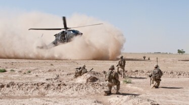 Prêts au combat Comme des frères.jpg