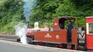 Un train à travers L'île de Man.JPG
