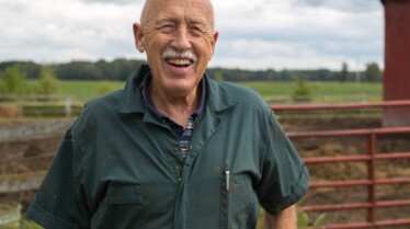910_IncredibleDrPol_02.jpg