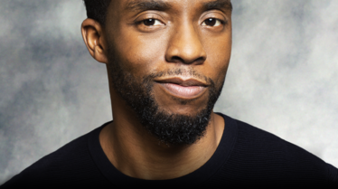 P_Boseman_TA_P67_2000x3000_fr-FR_V1_351631_5f584b59a184e52dbfb67b79.png