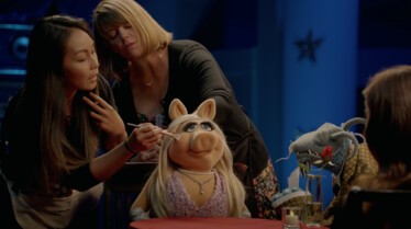 Ep104_Miss Piggy Interview_Shot 01.jpg