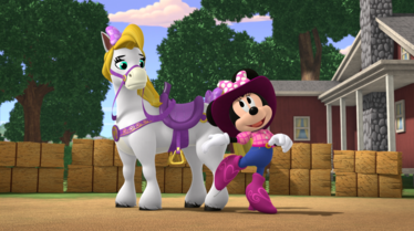 pmickeyandthero_ef075_w4438493_tlm_fprhq_v1080p25_a16x9-178_lefp.00_15_58_18.Still007.png