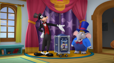 pmickeyandthero_ef077_w4438495_tlm_fprhq_v1080p25_a16x9-178_lefp.00_04_37_05.Still005.png