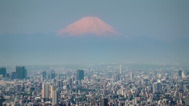 JAPAN FROM ABOVE ep 2 Honshu - Mount Fuji ©NHK-GEDEON.jpg