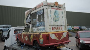 908_BedfoordIceCreamVan_CarSOS_004.jpg