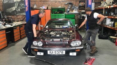 Car S.O.S.  Jaguar XJ-S V12 2.jpg