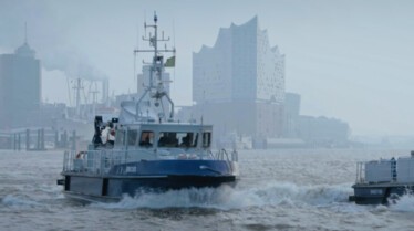 Hambourg port sous haute protection 2.jpg