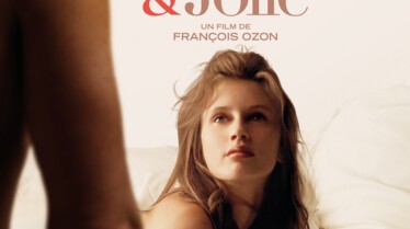 120 Jeune et Jolie.jpg