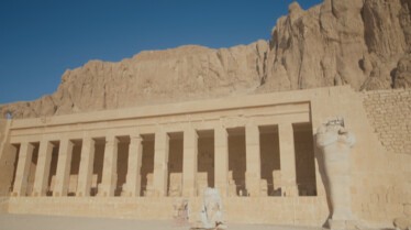 302_SecretsOfEgyptsQueens_LostTreasuresOfEgypt_LR_008.JPG