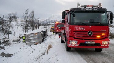 606_IceRoadRescue_007.jpg
