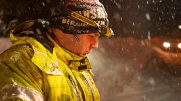 608_IceRoadRescue_009.jpg