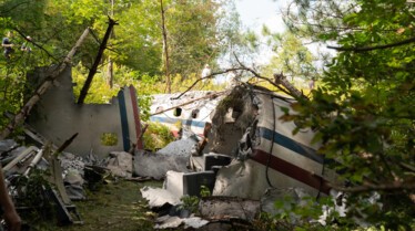 Air Crash S21 (8).jpg