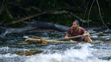 605_EscapeTheAmazonStormingSeas_PrimalSurvivorUltimateJourney60DaysIn_LR_05.JPG
