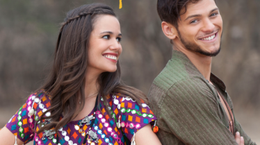 vertical_layered_poster_2000x3000 copie.png