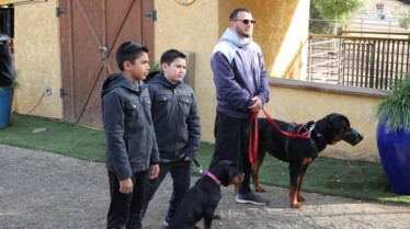 Cesar Millan S2 (9).jpg