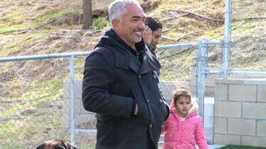 Cesar Millan S2 (1).jpg