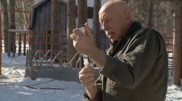 FrostyPolMan_IncredibleDrPol_Ep709_SG_04_fc19037139e3360b7832e7ba05837f48142a12d4-6121facf4373a85e8d4da84a.jpg