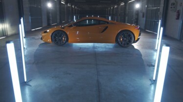McLaren Artura (3).jpg