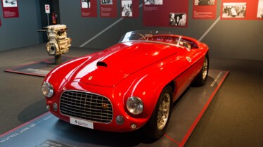 Ferrari (4).jpg