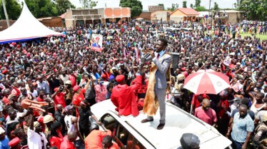 Bobi Wine, le Président du Peuple (1).jpg
