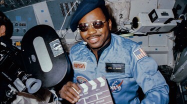 The Space Race (2).jpg