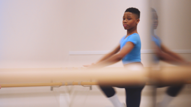 Madu  le danseur de ballet nigérian (2).png