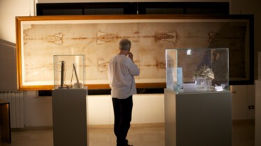 De l'ombre à la lumière  La crucifixion de Jésus (3).jpg