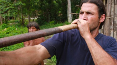 A l'épreuve d'une tribu  Les maîtres de la forêt (1).JPG