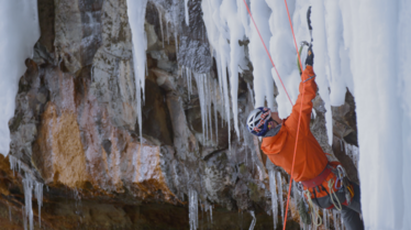 Aux frontières du danger  Le mur de glace (1).tif