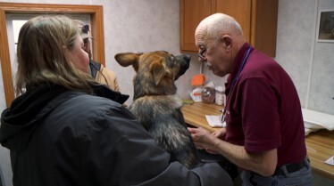 L'incroyable Dr Pol  En terre polaire (3).jpg
