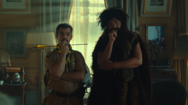 Ghosts_6_250115_GHOSTS_S01E06_TEXTESS_PI_DI_422HQ_VO_20.00_15_14_17.Still192.png